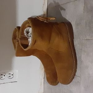 UGG  boots  size  7 women